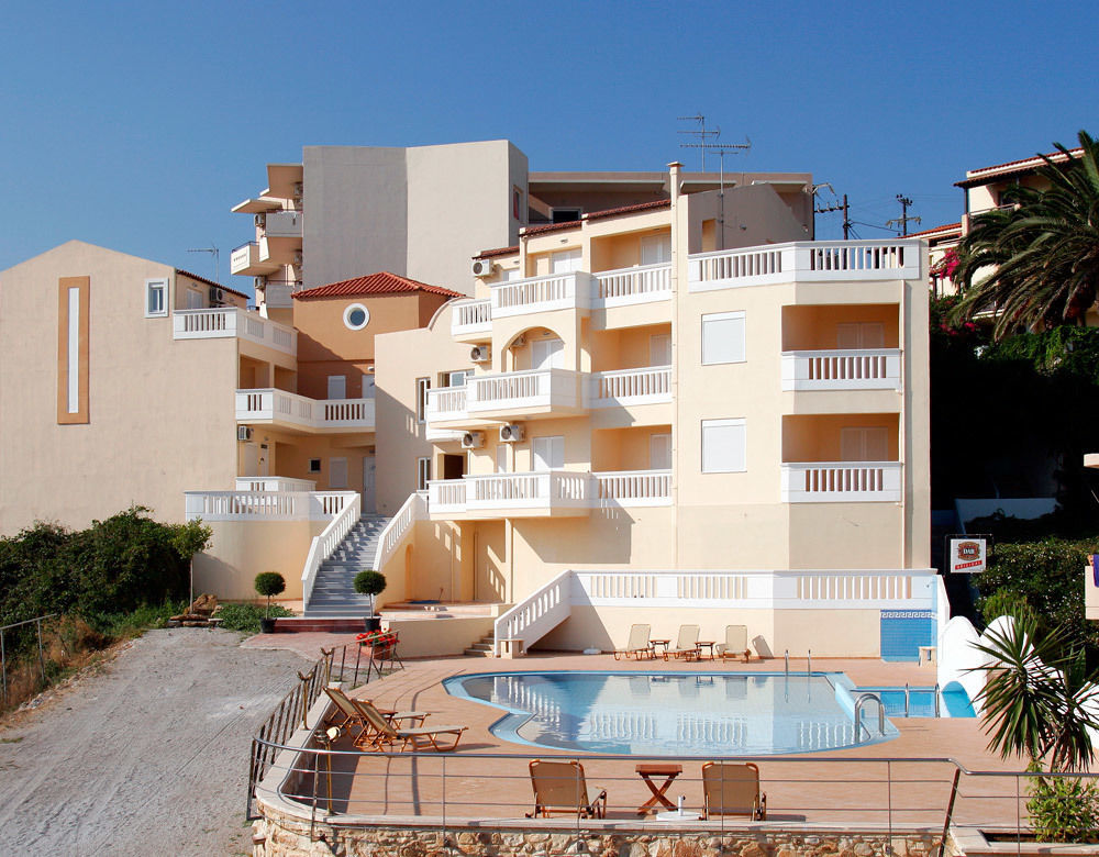 Kalimera Hotel Agia Marina Exterior foto